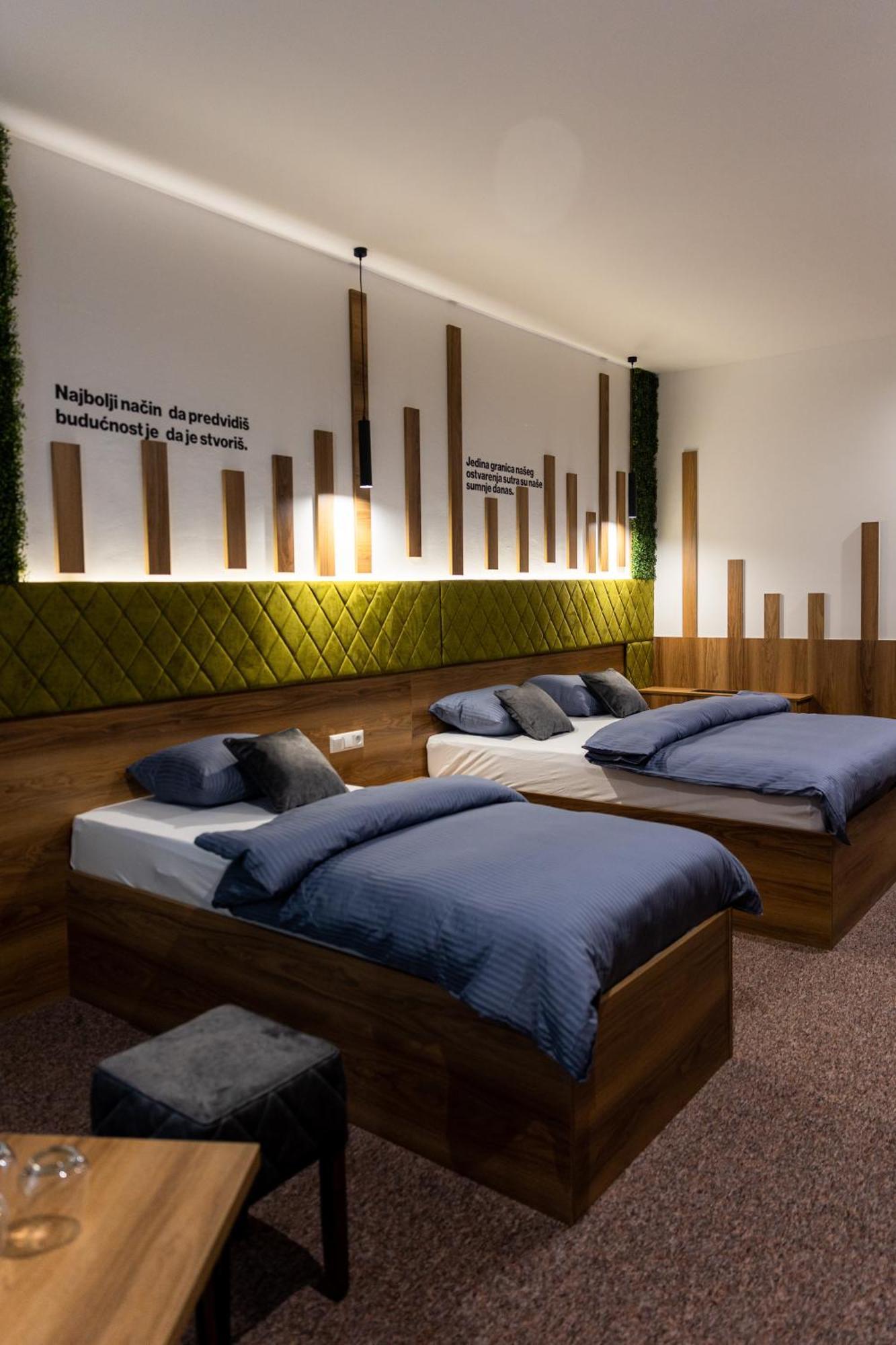 Hostel Tron Травник Екстер'єр фото