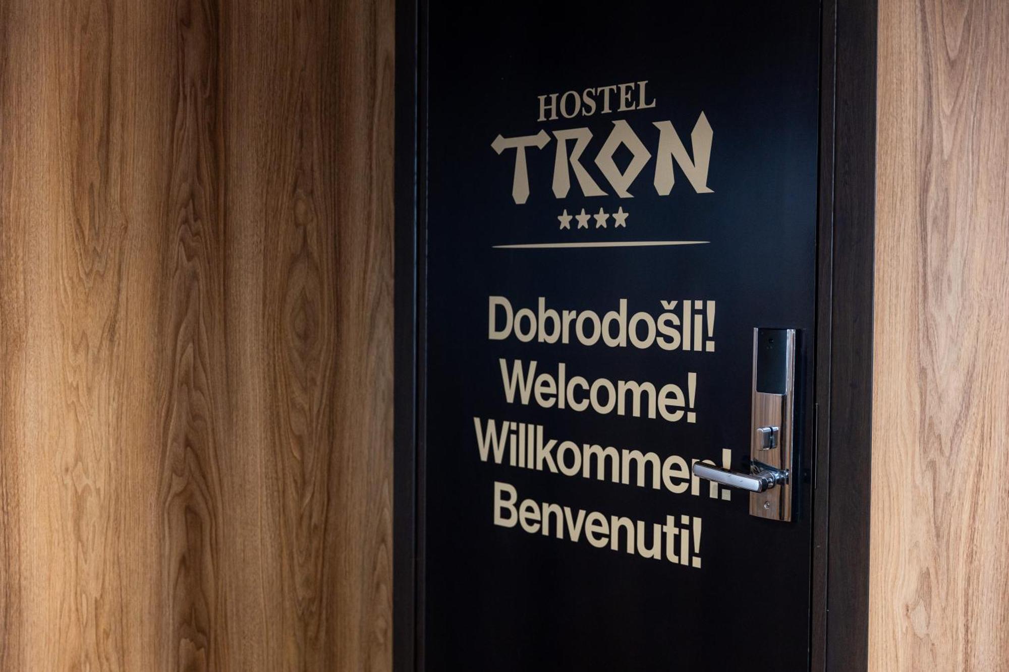 Hostel Tron Травник Екстер'єр фото