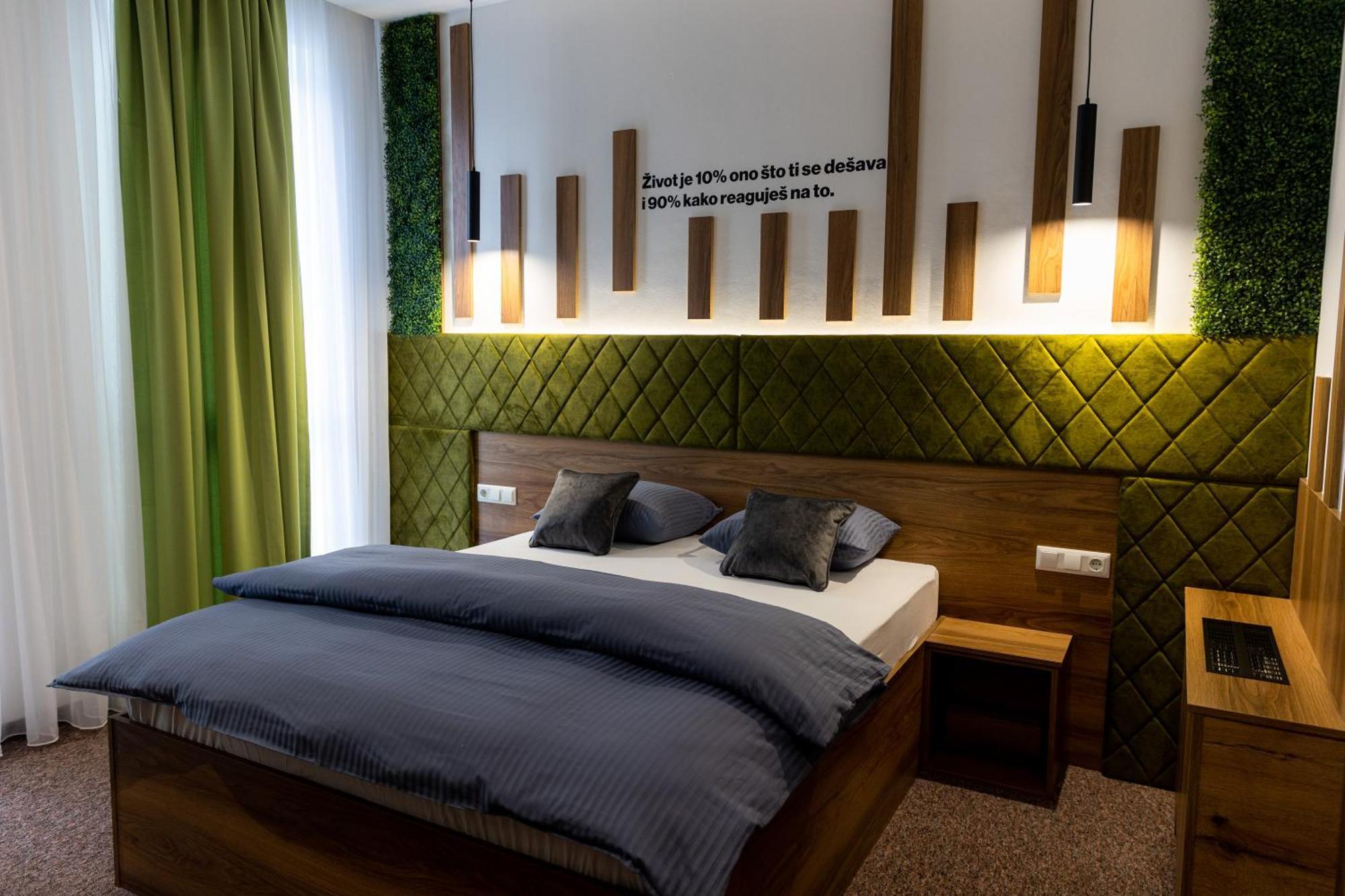 Hostel Tron Травник Екстер'єр фото