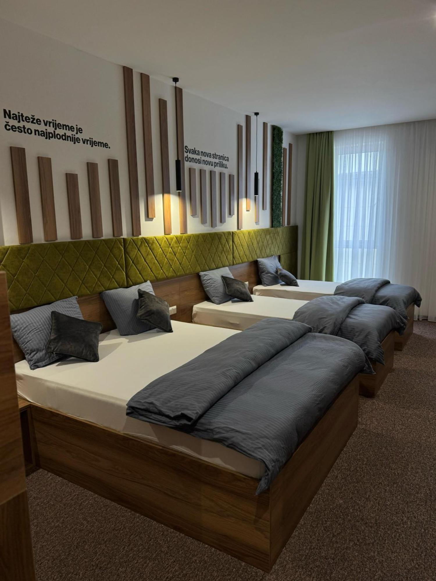 Hostel Tron Травник Екстер'єр фото