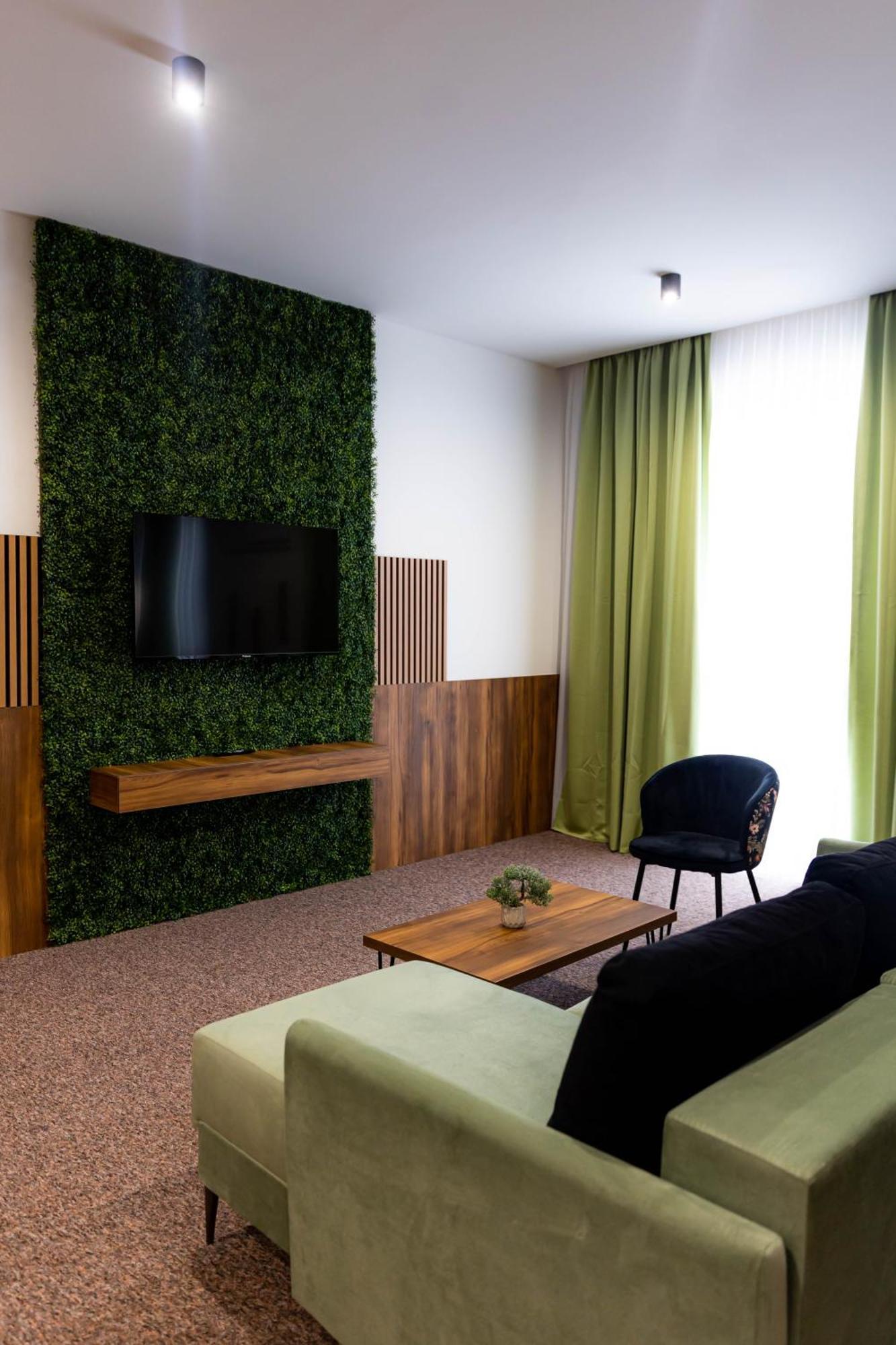 Hostel Tron Травник Екстер'єр фото