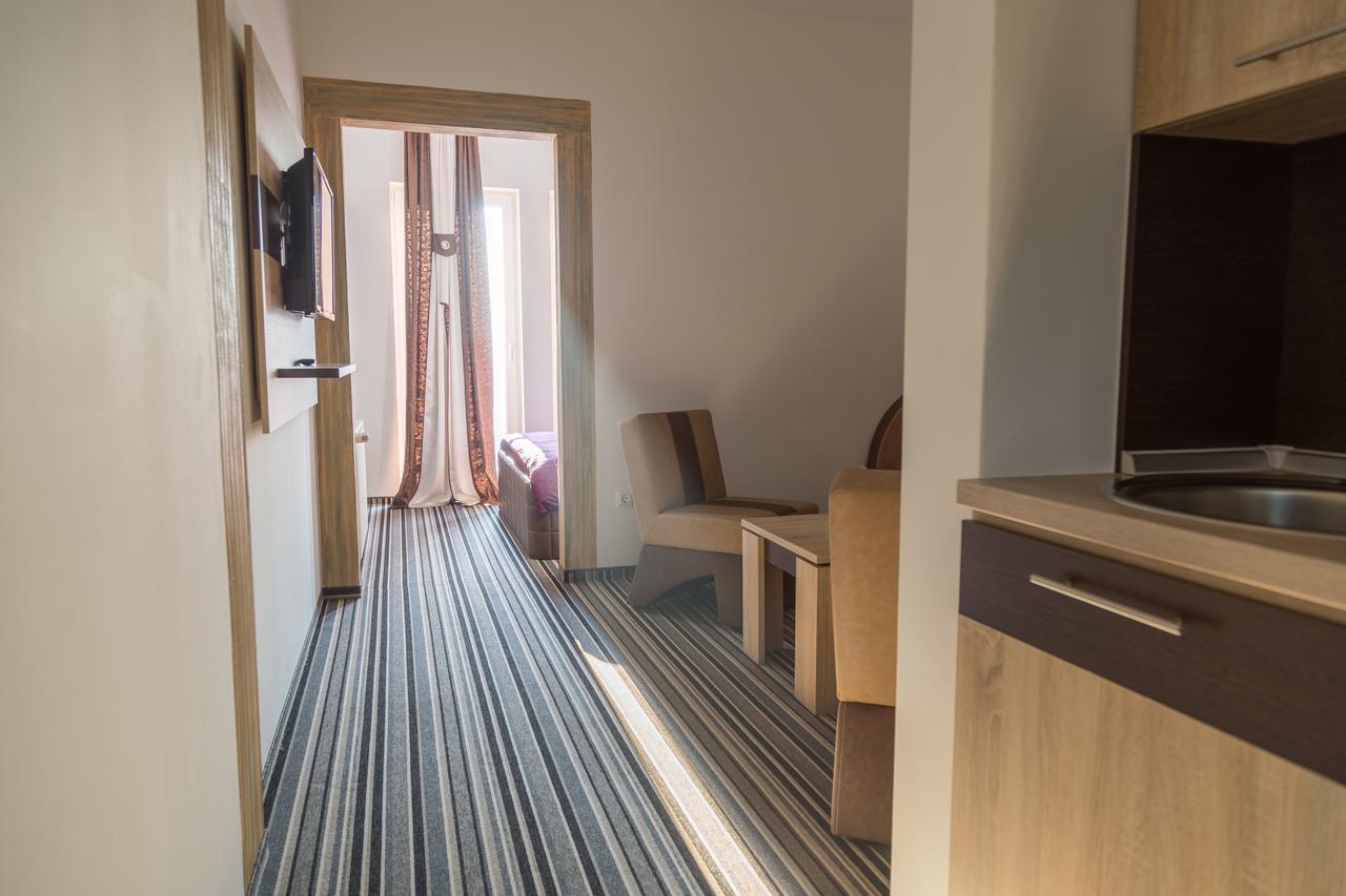 Hostel Tron Травник Екстер'єр фото