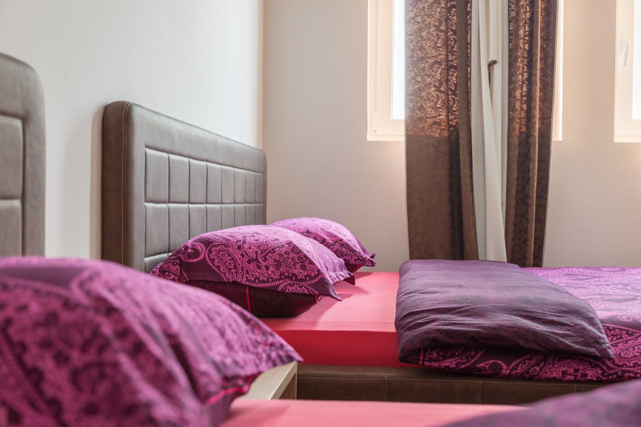 Hostel Tron Травник Екстер'єр фото