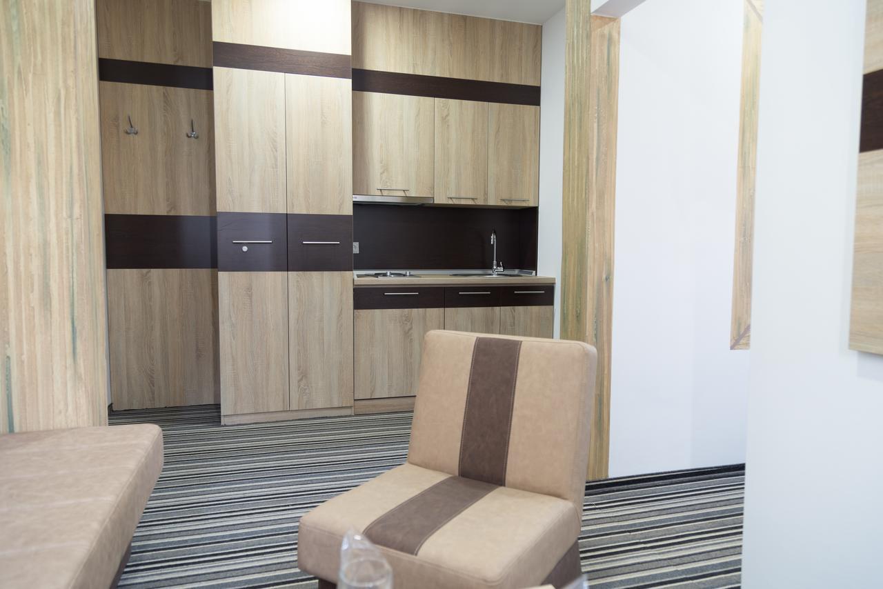 Hostel Tron Травник Екстер'єр фото